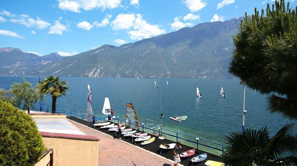 Surf Hotel Pier - Montagnoli Group Limone sul Garda Exterior foto