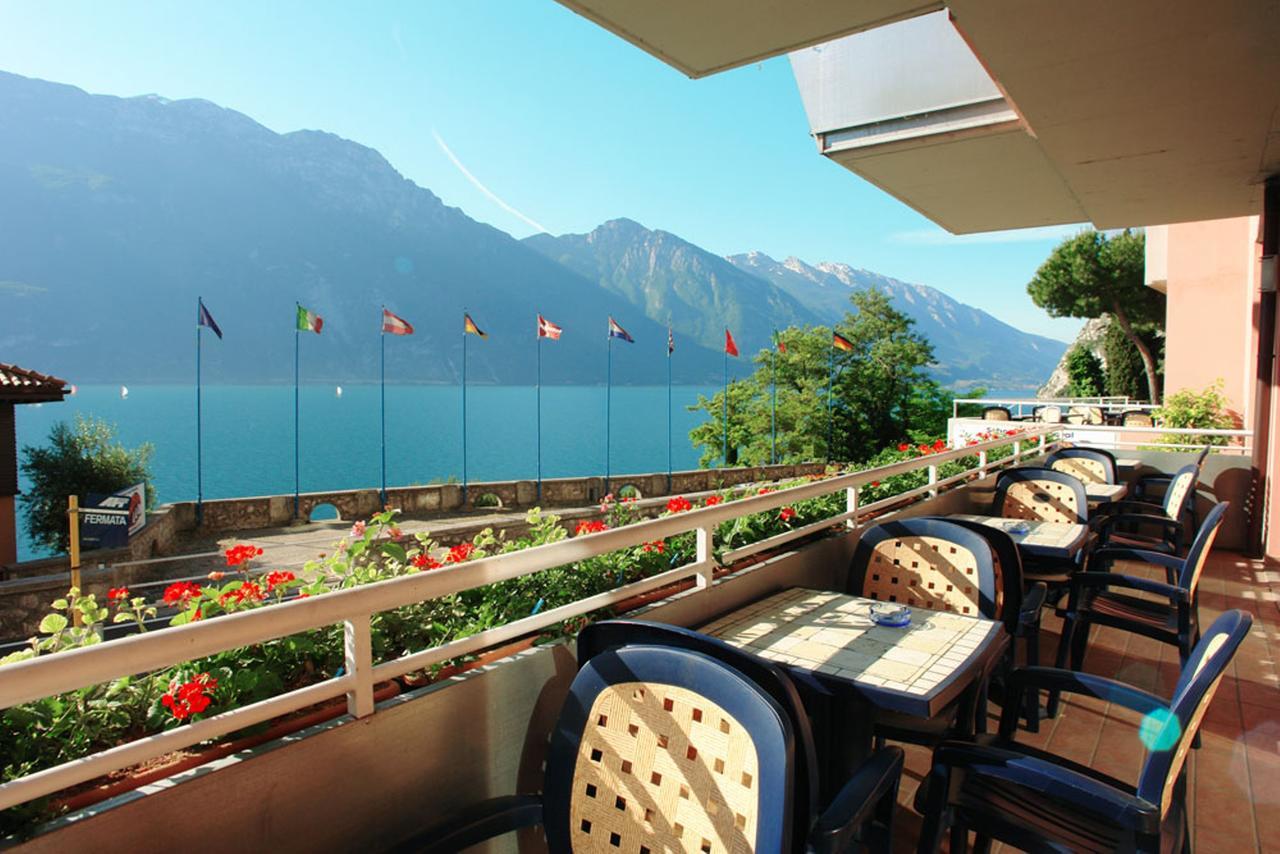 Surf Hotel Pier - Montagnoli Group Limone sul Garda Exterior foto