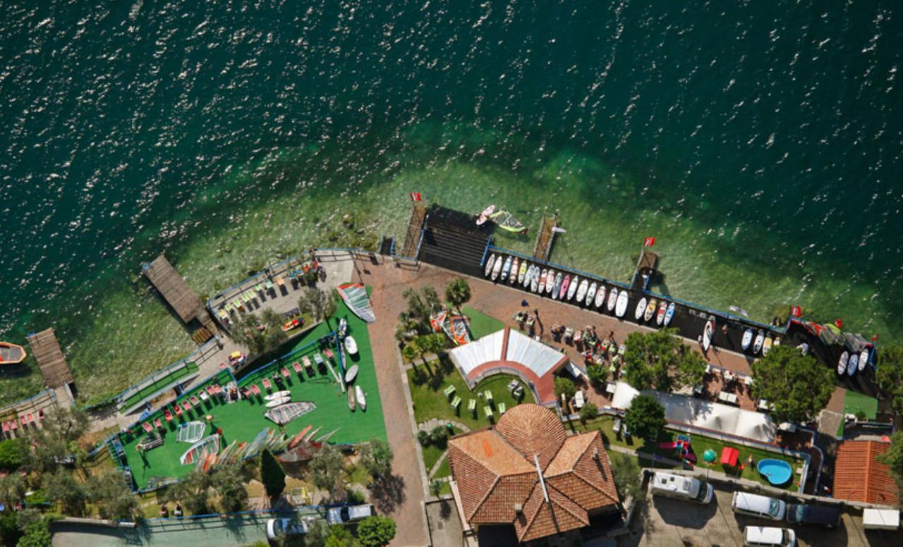 Surf Hotel Pier - Montagnoli Group Limone sul Garda Exterior foto