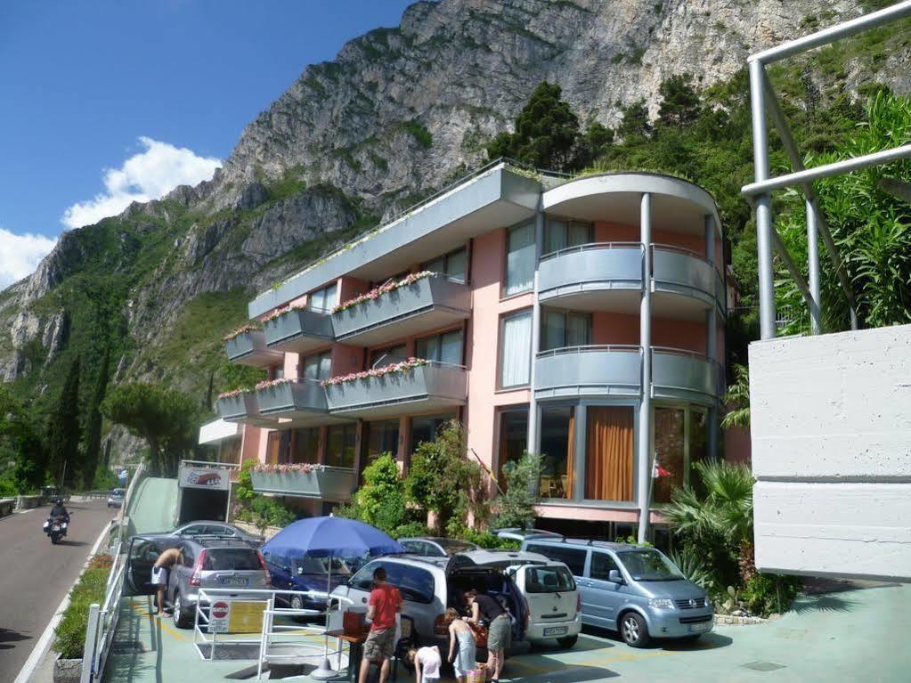 Surf Hotel Pier - Montagnoli Group Limone sul Garda Exterior foto