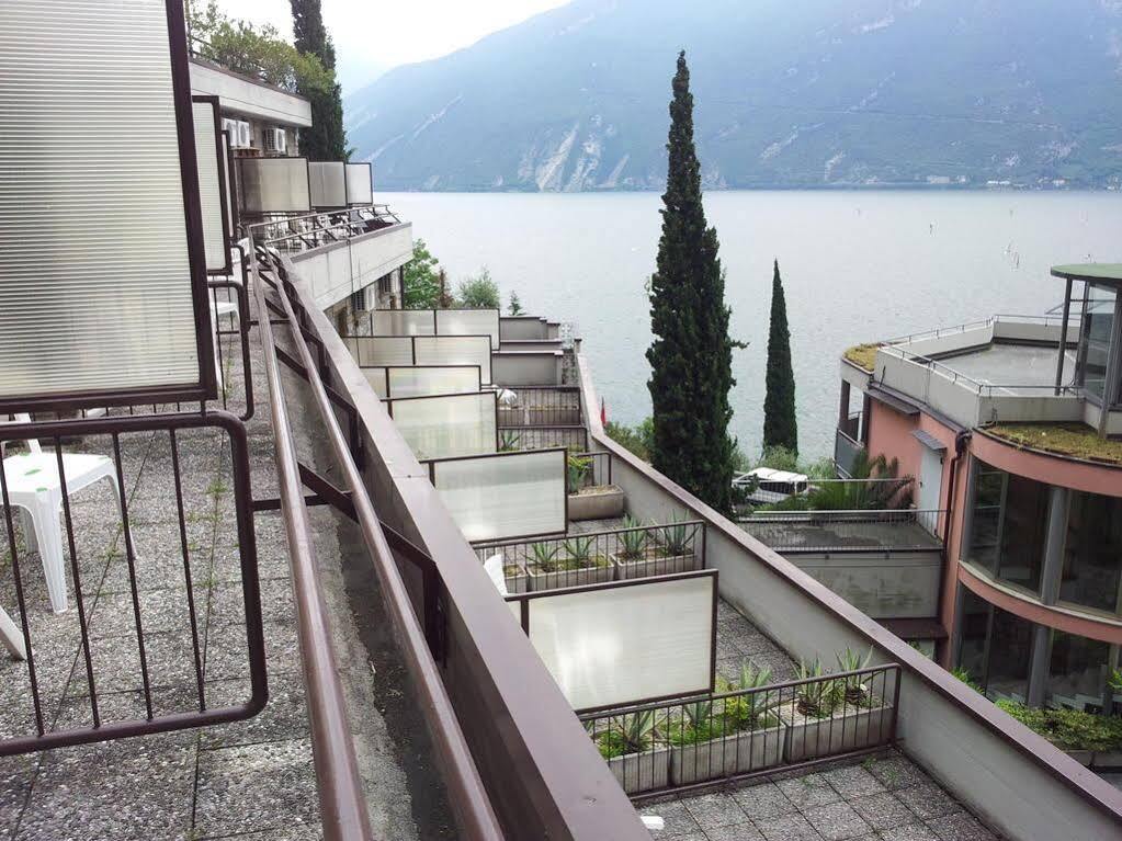 Surf Hotel Pier - Montagnoli Group Limone sul Garda Exterior foto